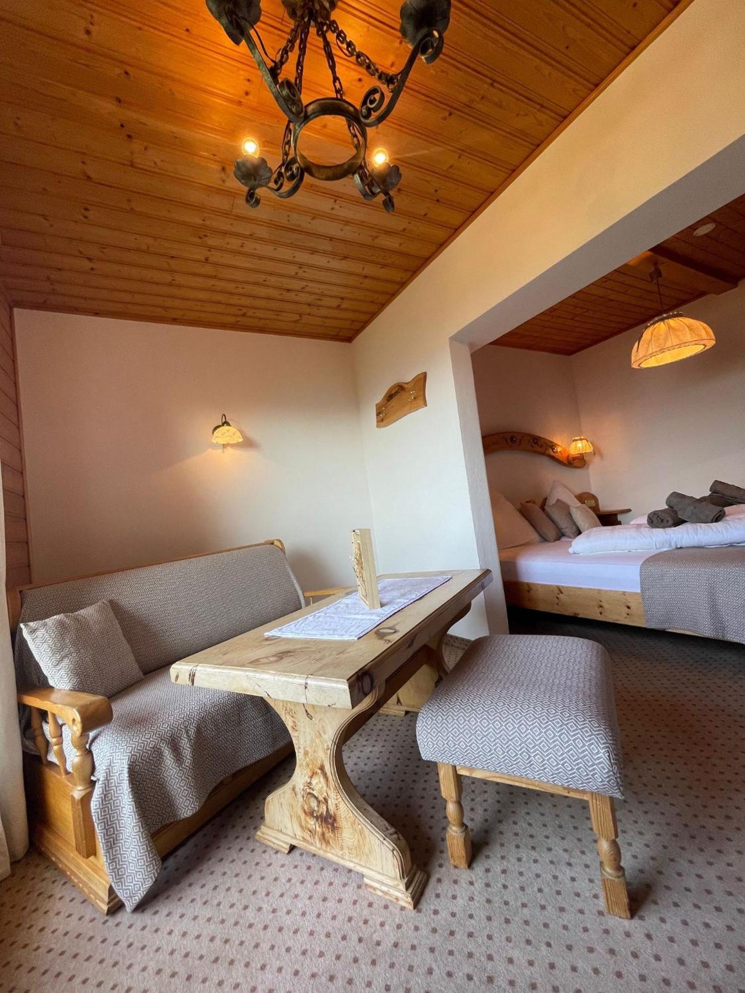 Gasthof Pension Perauer Lieserhofen Bagian luar foto